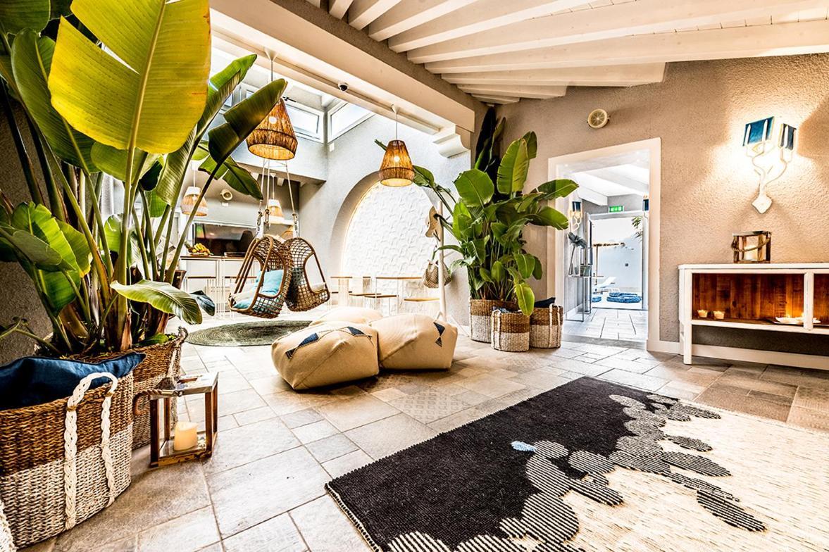 Capoblu Hotel Pula Zewnętrze zdjęcie