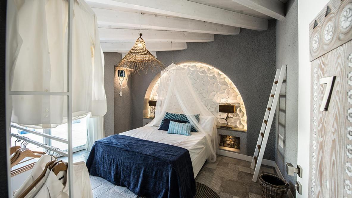 Capoblu Hotel Pula Zewnętrze zdjęcie
